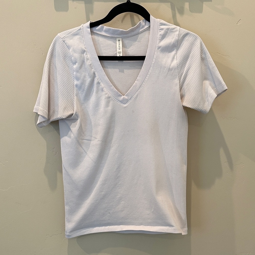Athleta V-Neck tee